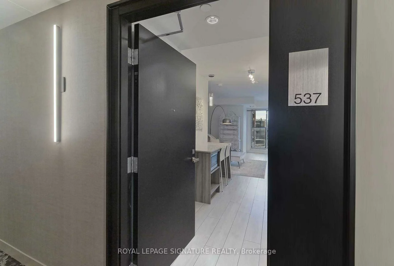 31, Tippett, Clanton Park, Toronto