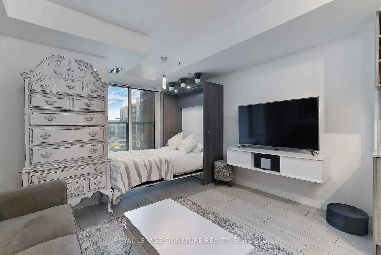 31, Tippett, Clanton Park, Toronto