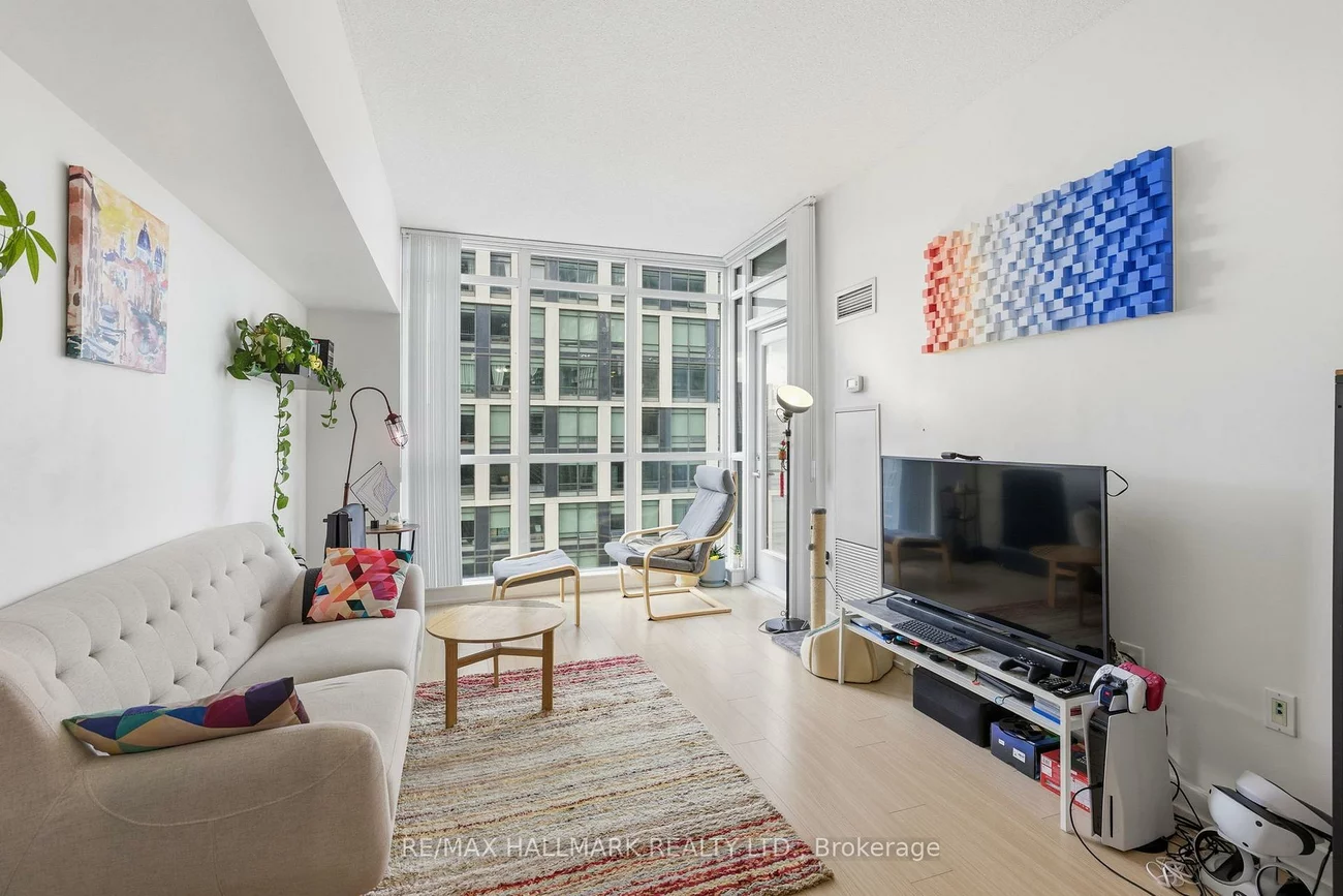151, Dan Leckie, Waterfront Communities C1, Toronto