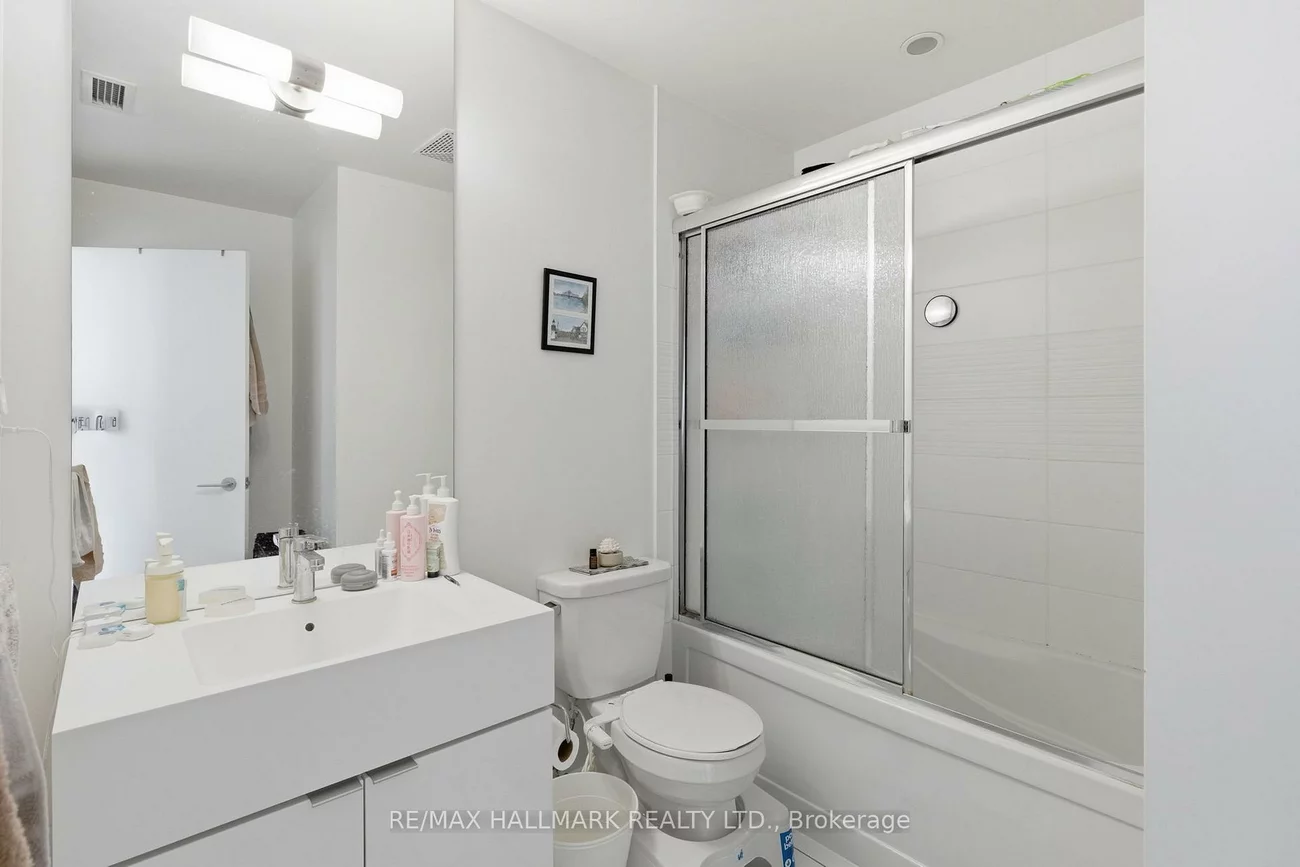 151, Dan Leckie, Waterfront Communities C1, Toronto