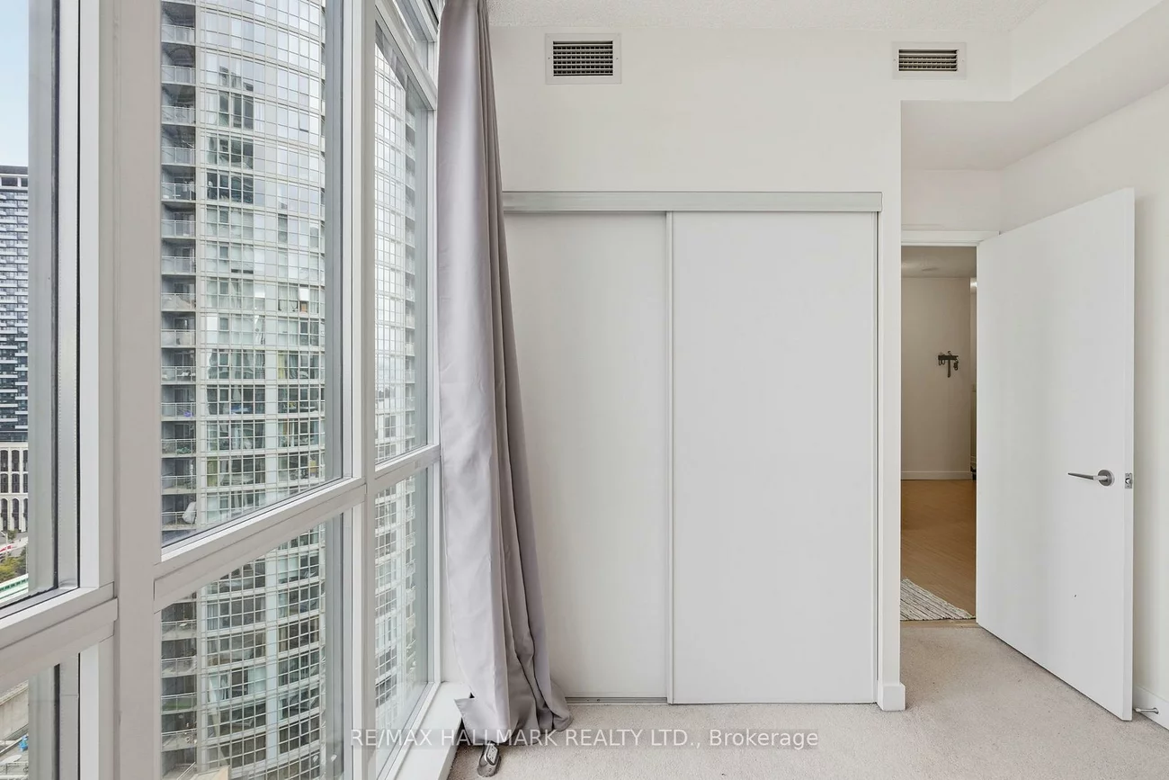 151, Dan Leckie, Waterfront Communities C1, Toronto