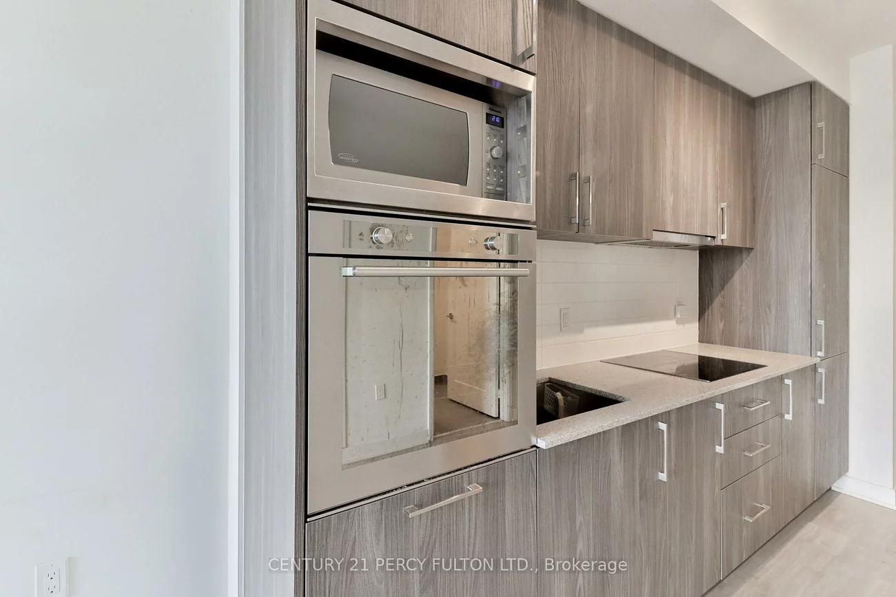 576, Front, Waterfront Communities C1, Toronto