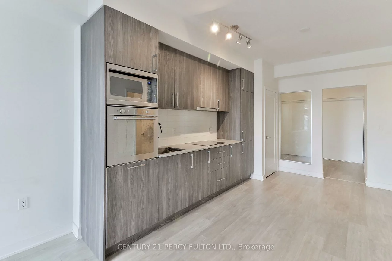 576, Front, Waterfront Communities C1, Toronto
