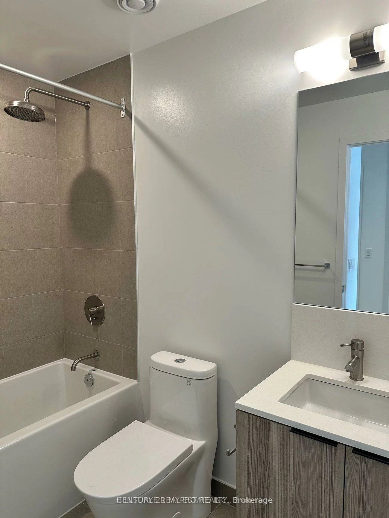 55, Mercer, Waterfront Communities C1, Toronto