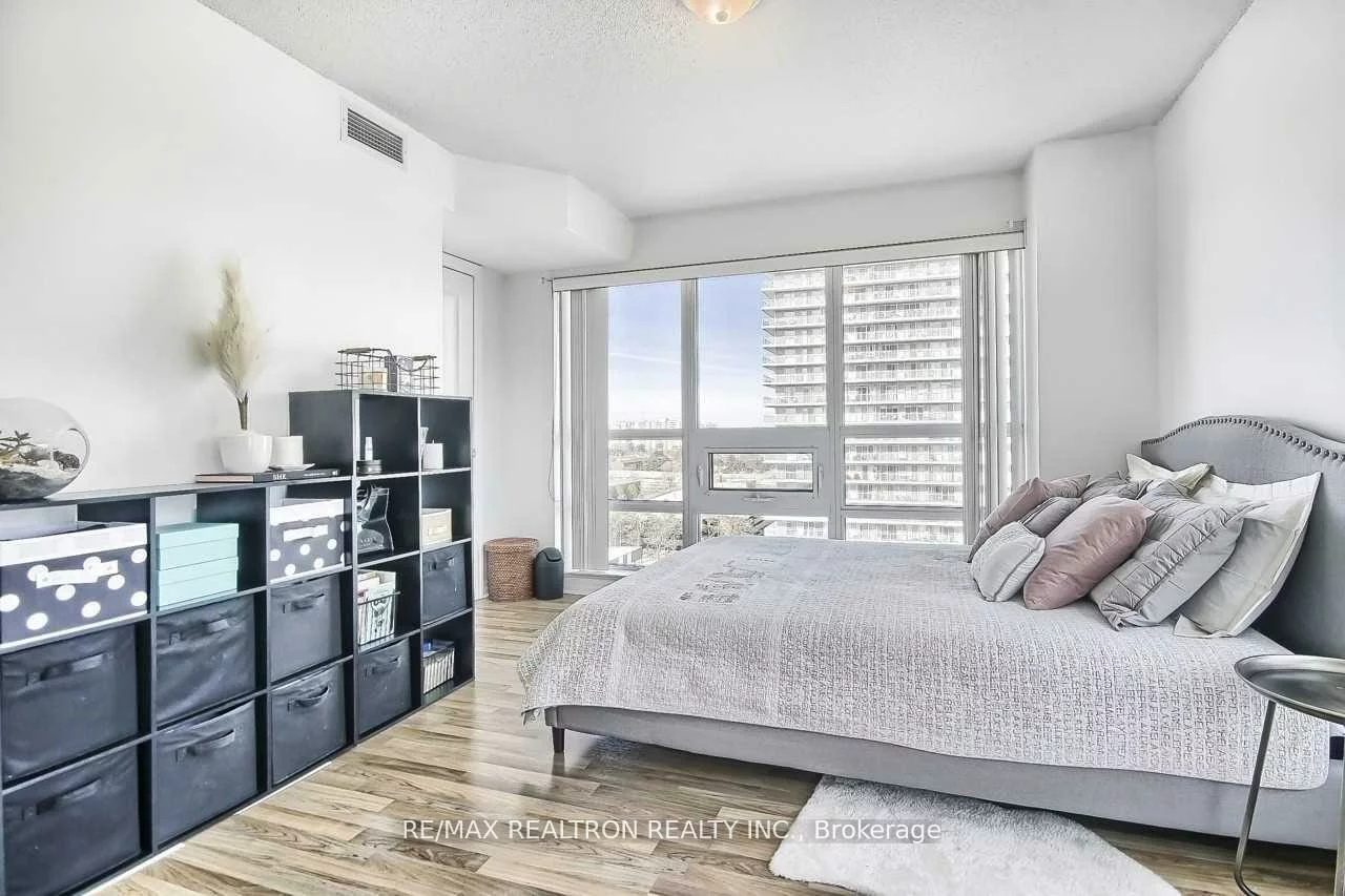 30, Herons Hill, Henry Farm, Toronto