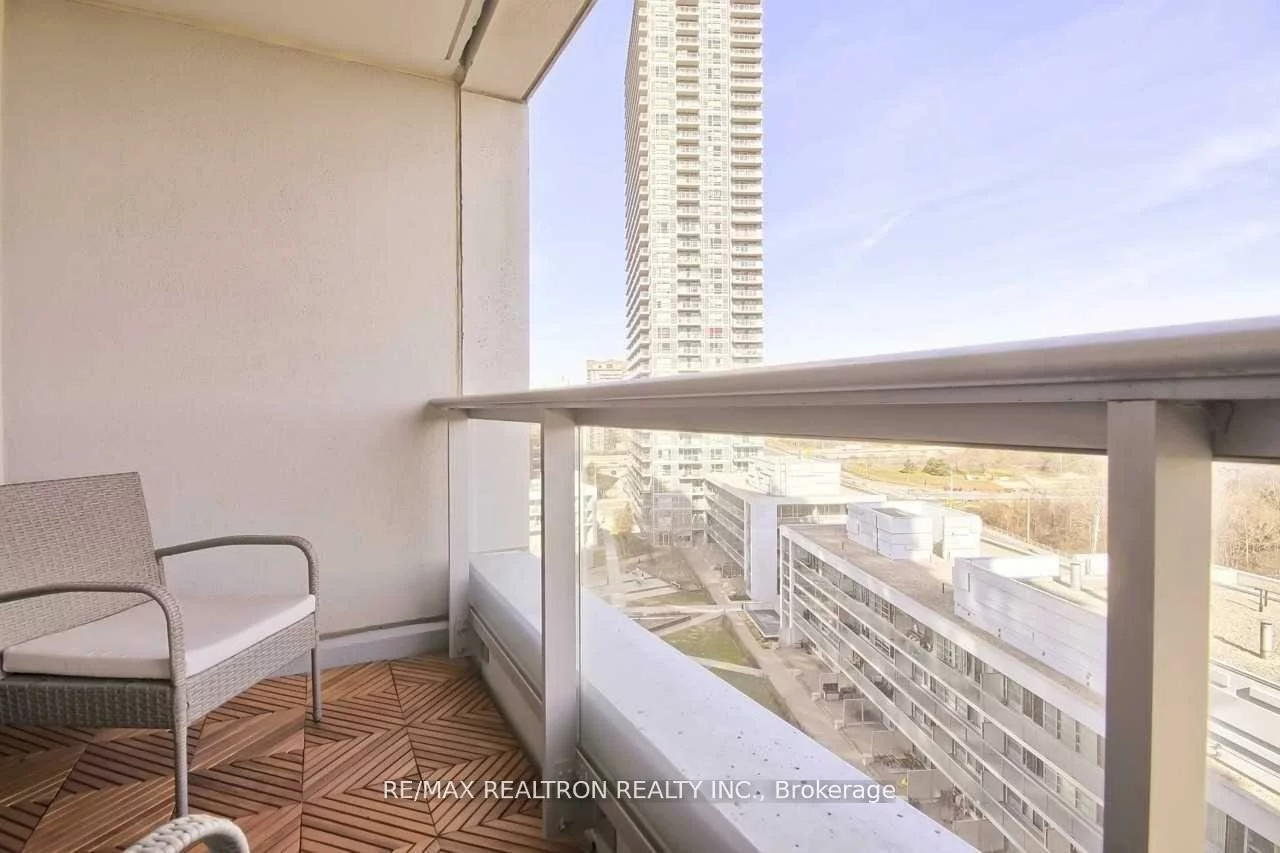 30, Herons Hill, Henry Farm, Toronto