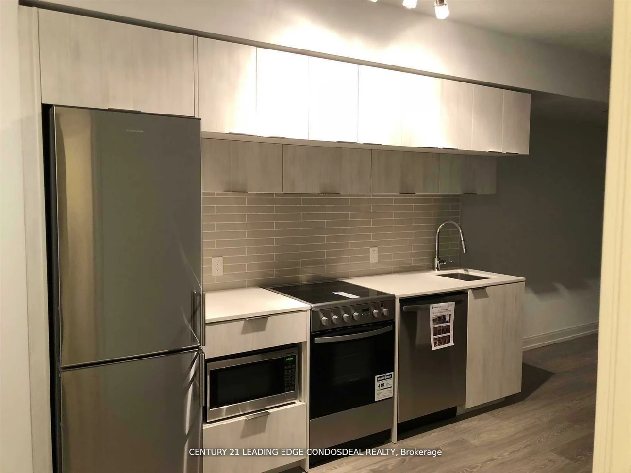 181, Dundas, Church-Yonge Corridor, Toronto