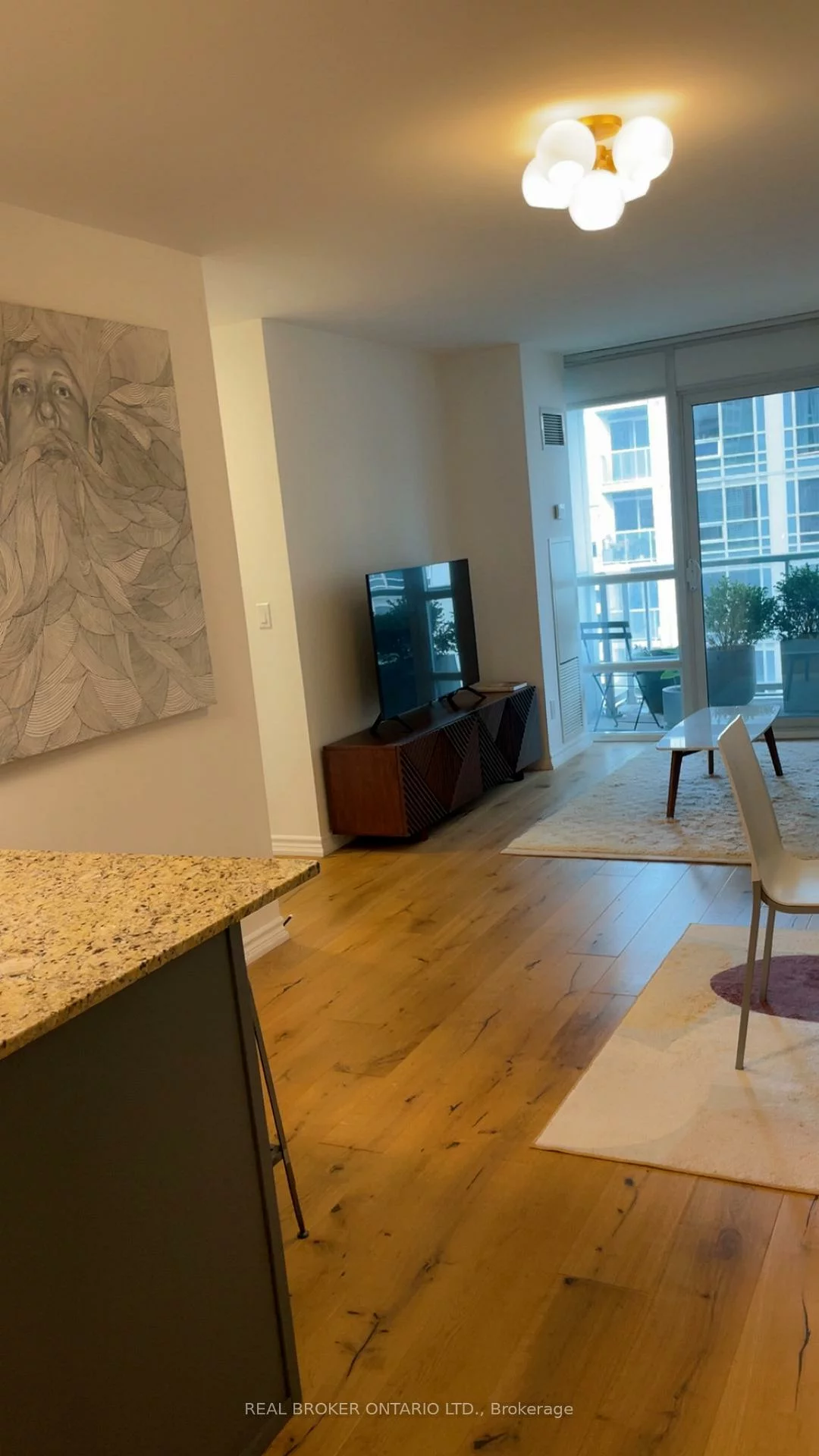 761, Bay, Bay Street Corridor, Toronto