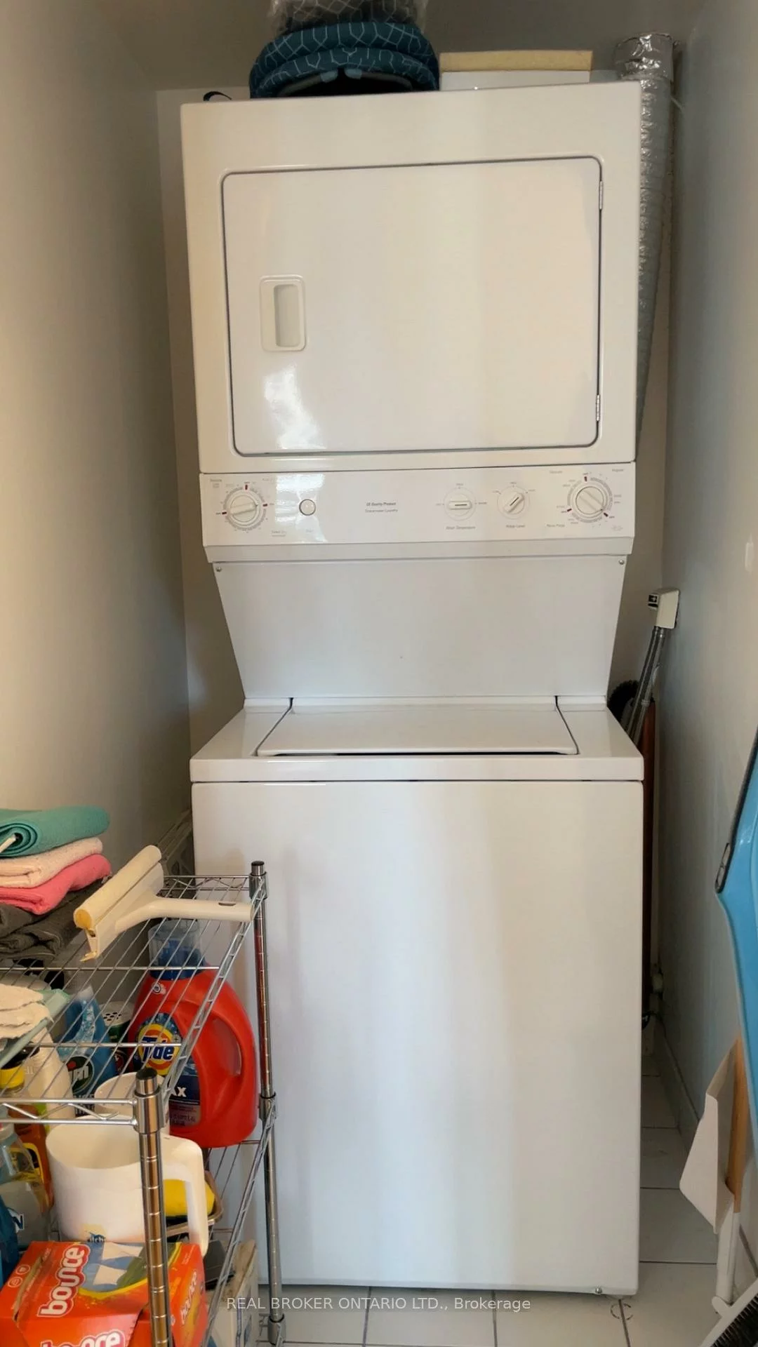 761, Bay, Bay Street Corridor, Toronto