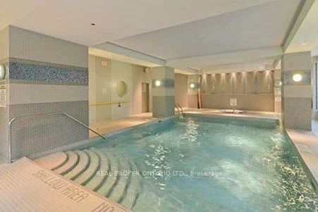 761, Bay, Bay Street Corridor, Toronto