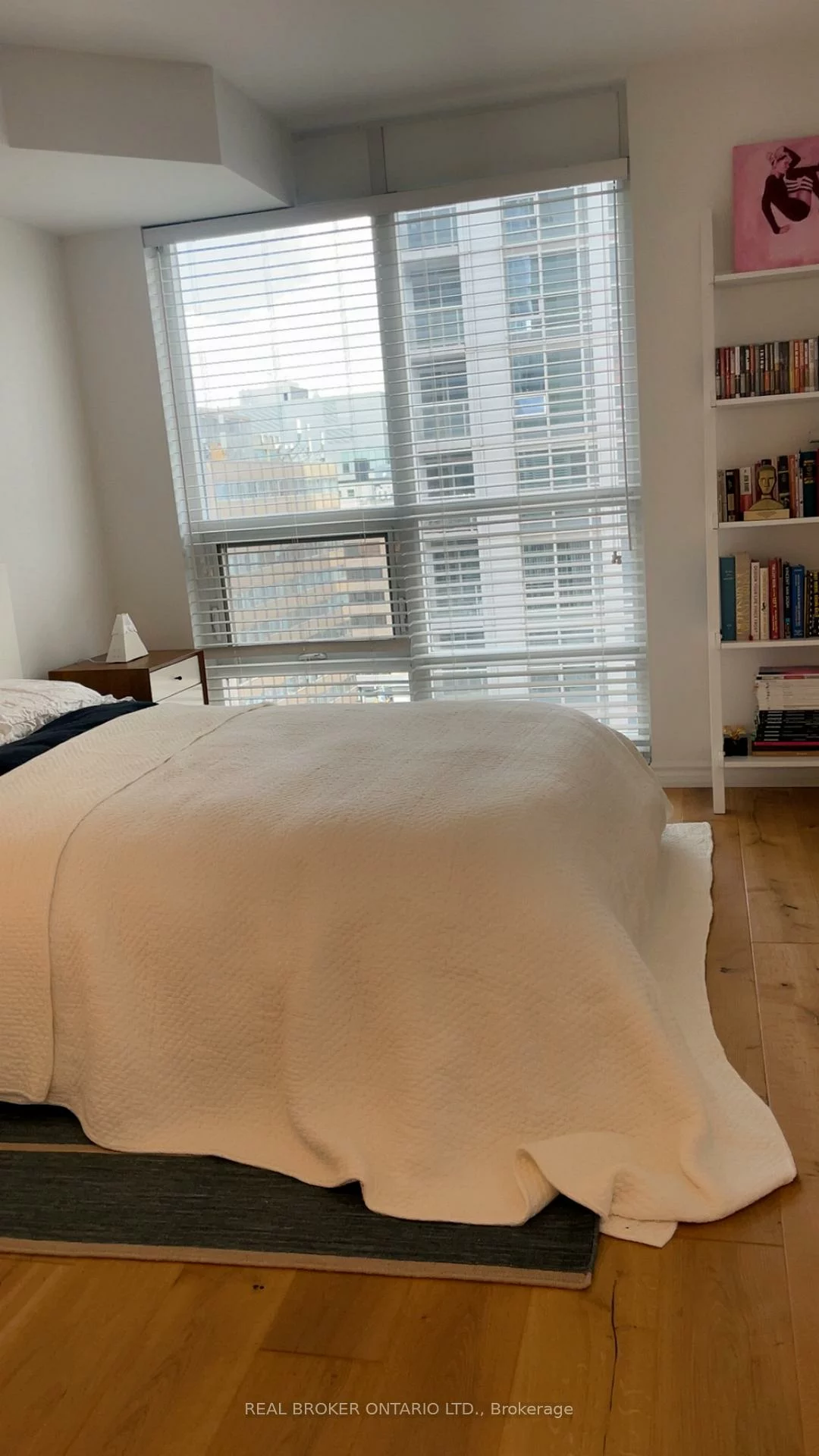 761, Bay, Bay Street Corridor, Toronto