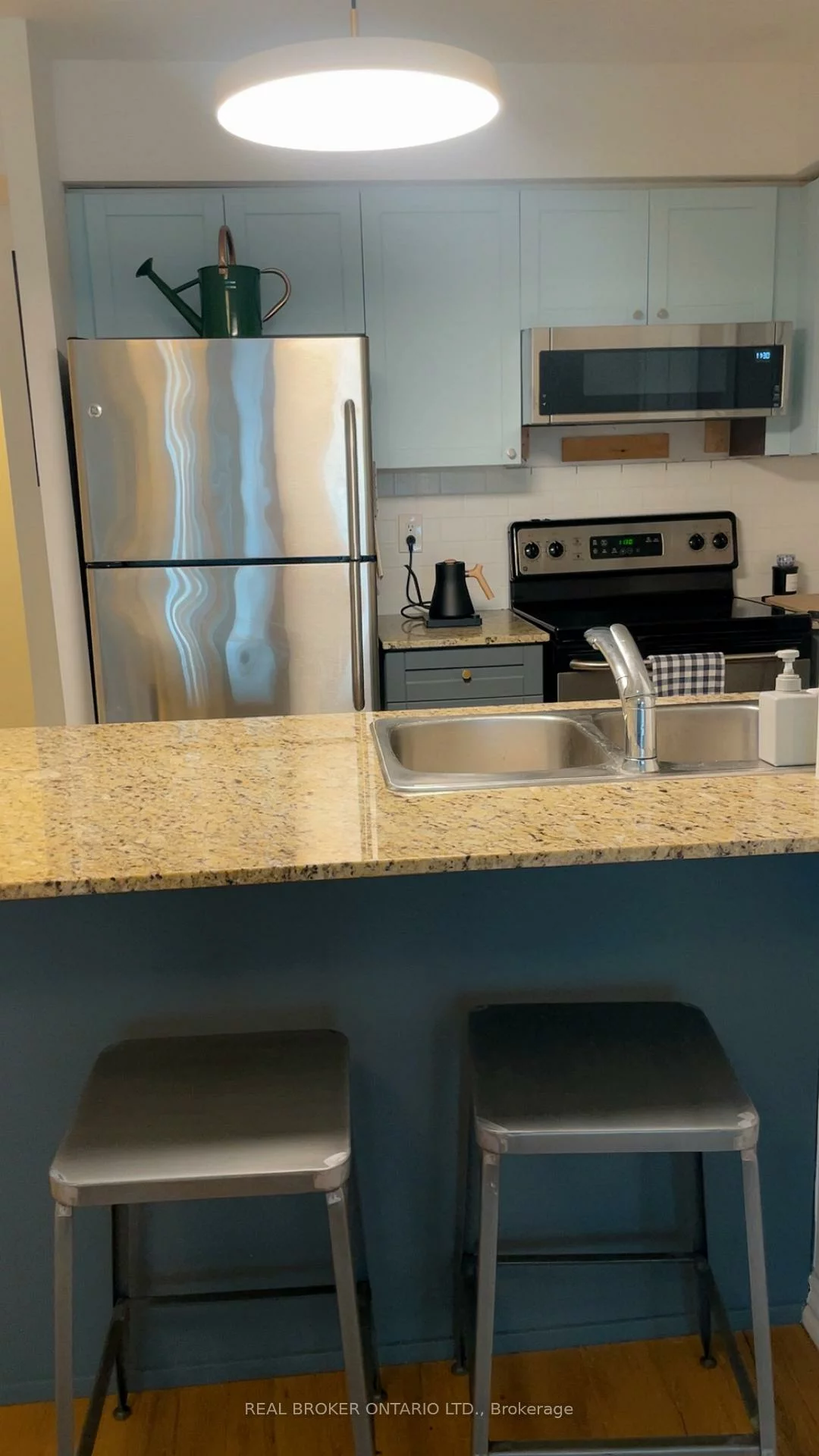 761, Bay, Bay Street Corridor, Toronto