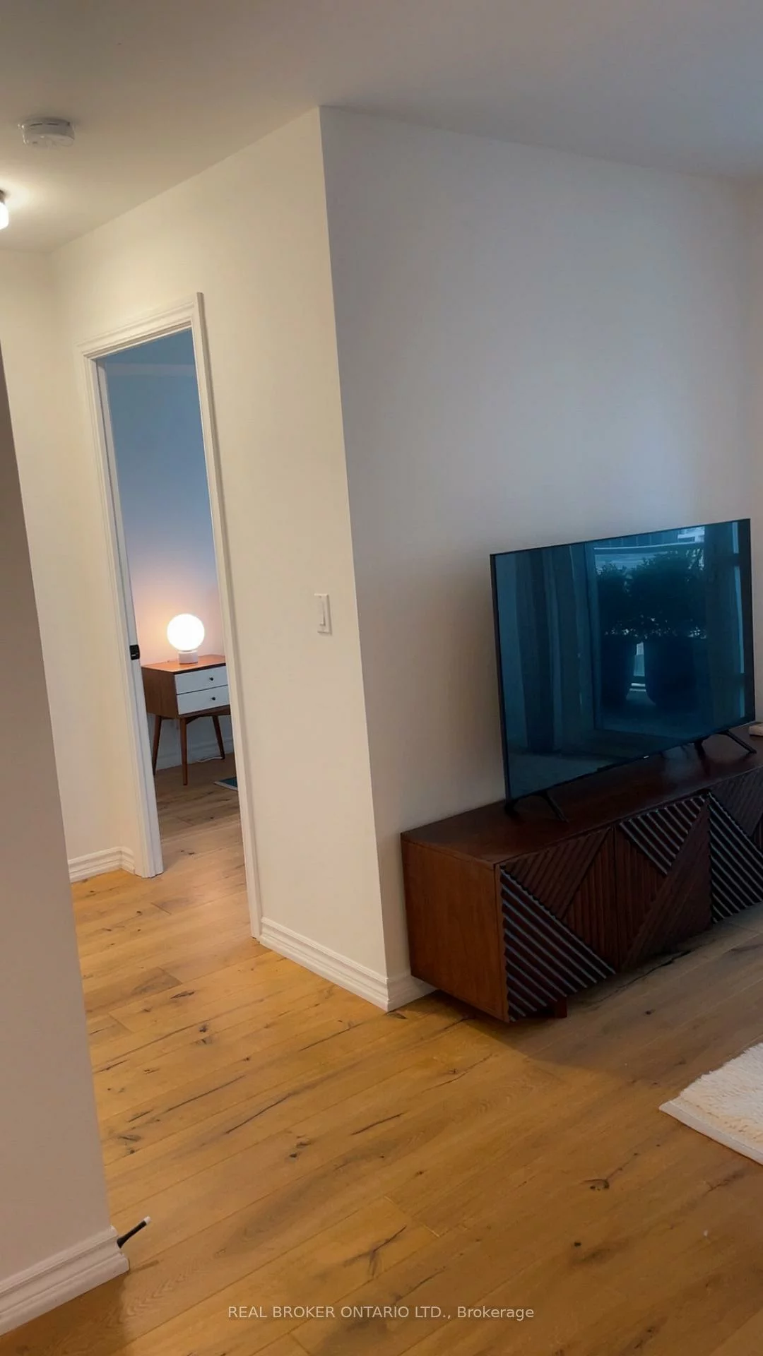 761, Bay, Bay Street Corridor, Toronto