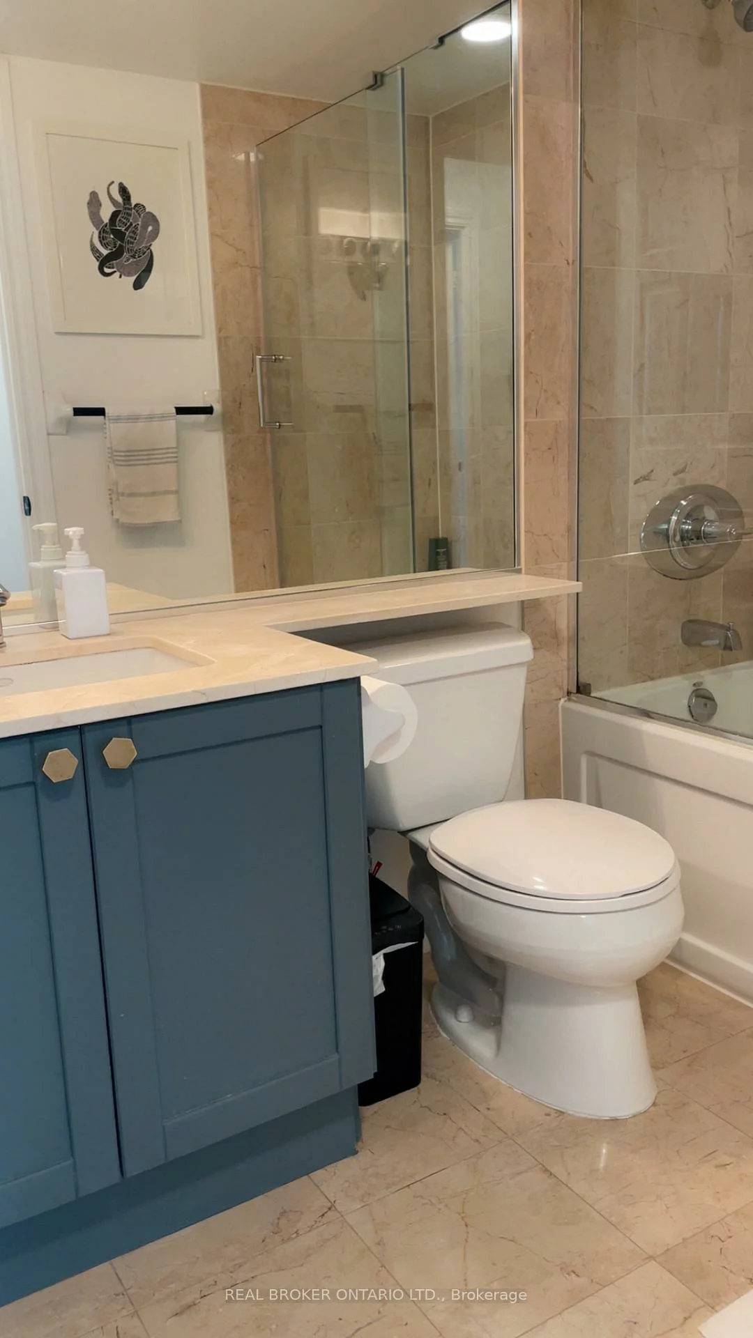 761, Bay, Bay Street Corridor, Toronto