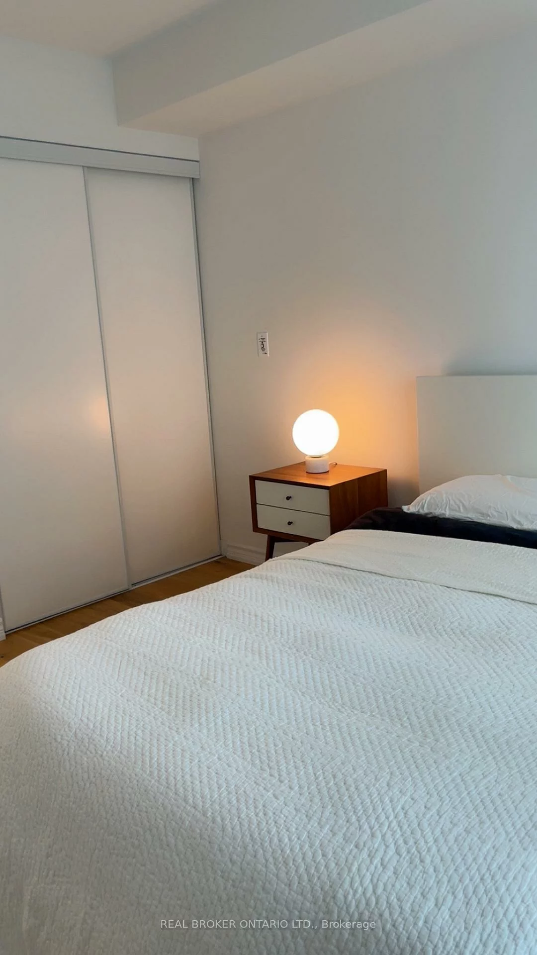 761, Bay, Bay Street Corridor, Toronto