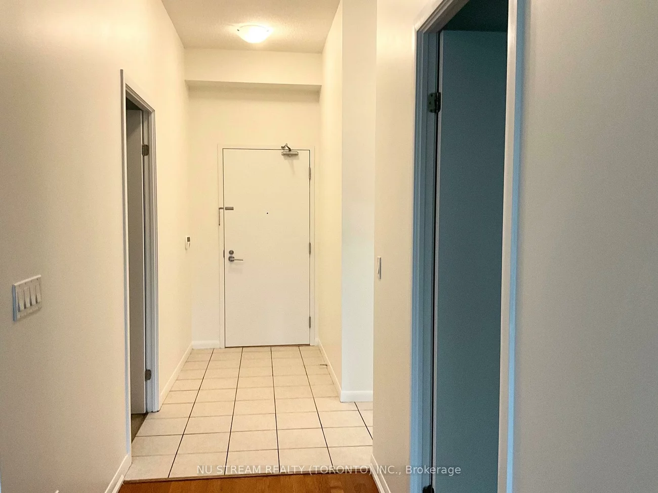 215, Fort York, Niagara, Toronto