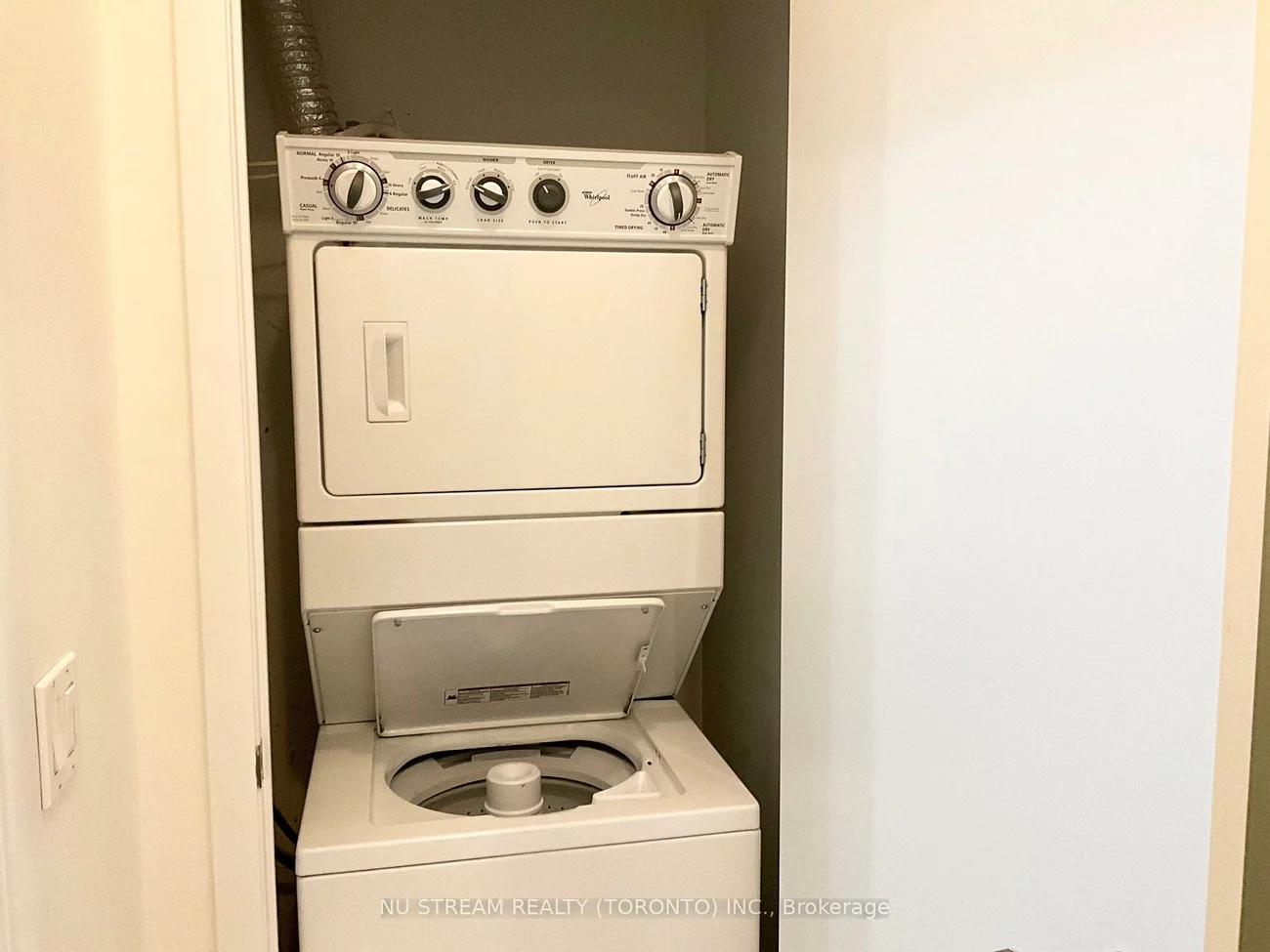 215, Fort York, Niagara, Toronto