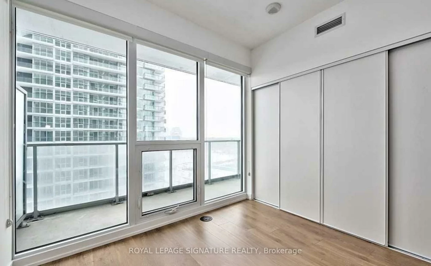 115, Mcmahon, Bayview Village, Toronto