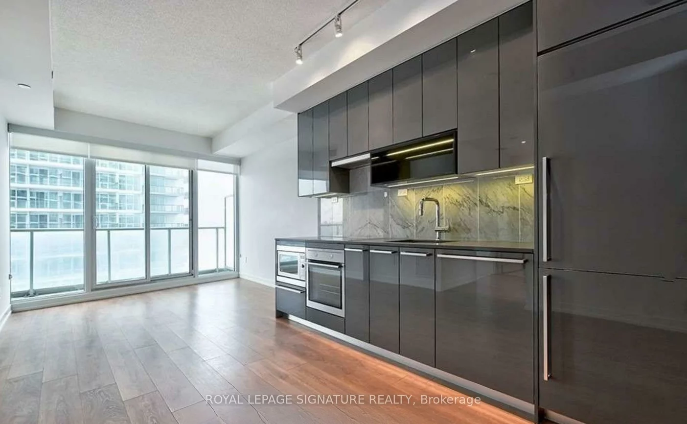 115, Mcmahon, Bayview Village, Toronto