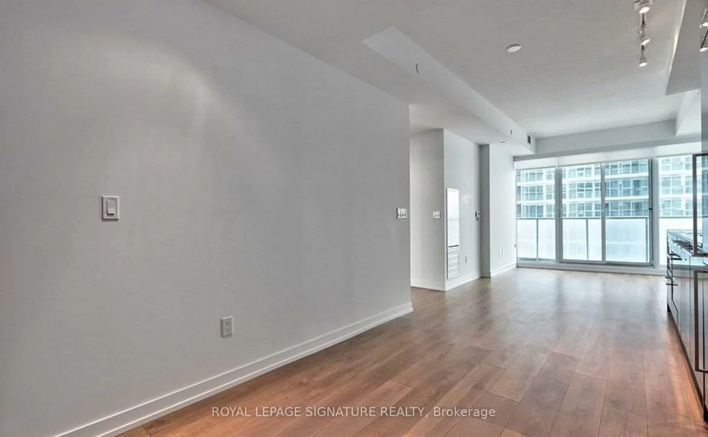 115, Mcmahon, Bayview Village, Toronto