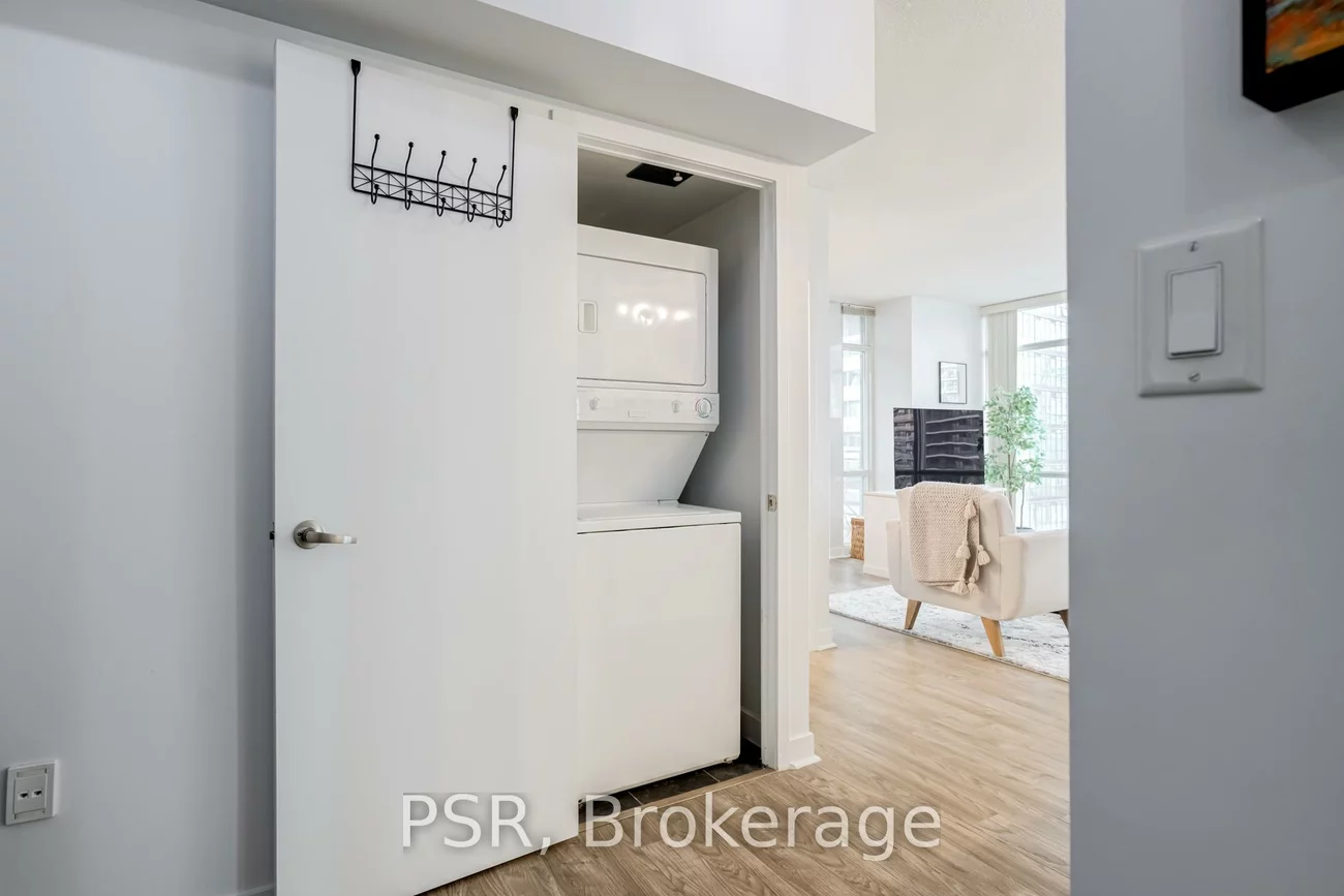 11, Brunel, Waterfront Communities C1, Toronto