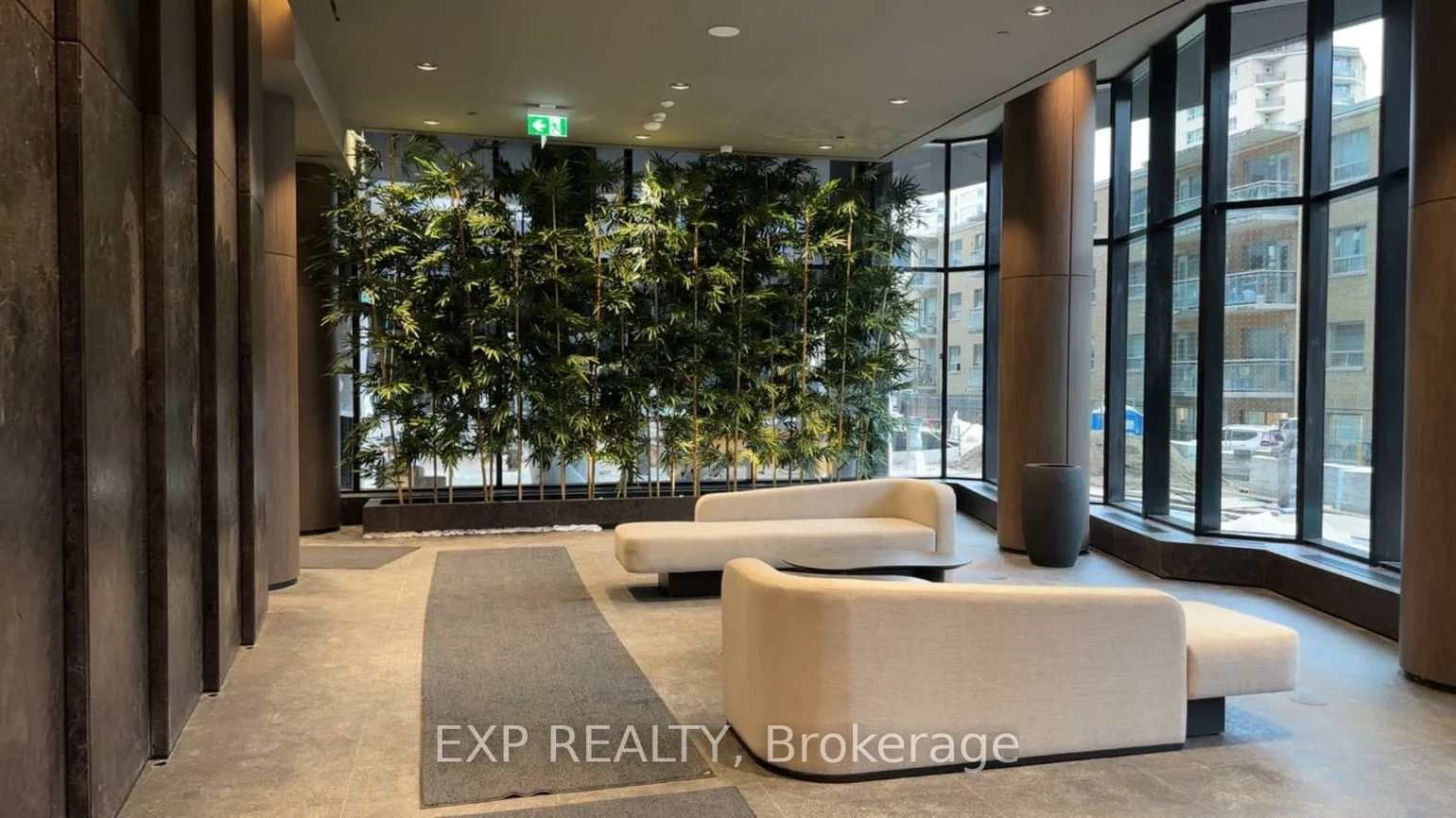 120, Broadway, Mount Pleasant West, Toronto