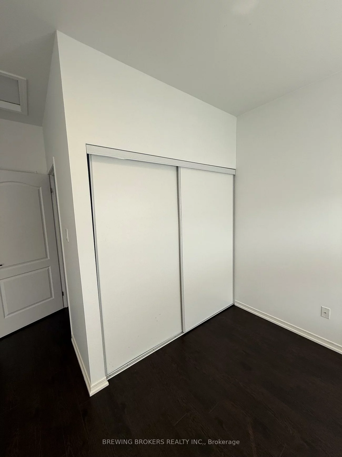 27, Coneflower, Westminster-Branson, Toronto