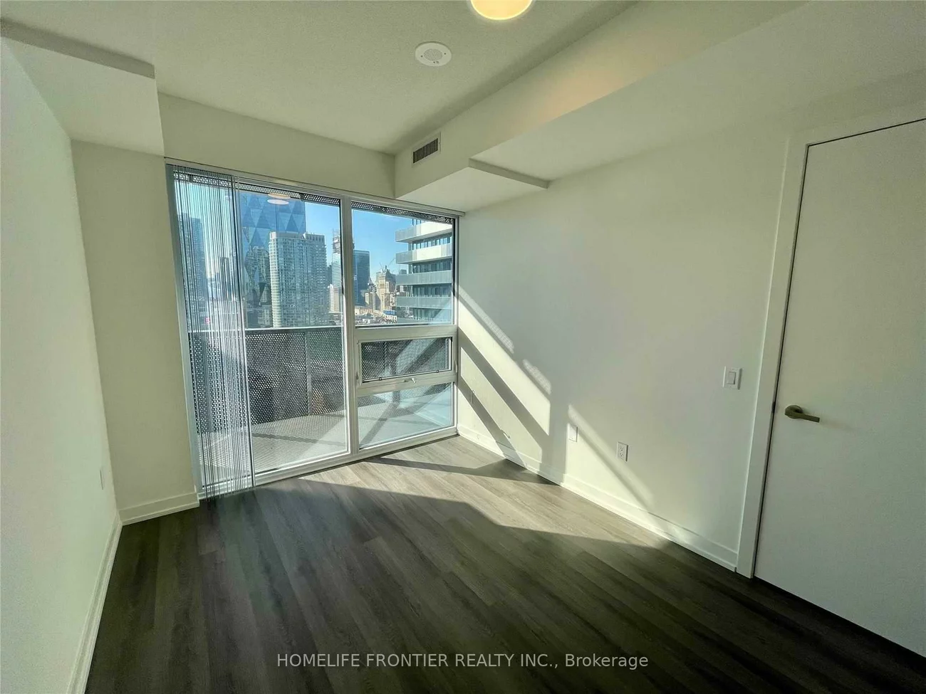 138, Downes, Waterfront Communities C8, Toronto