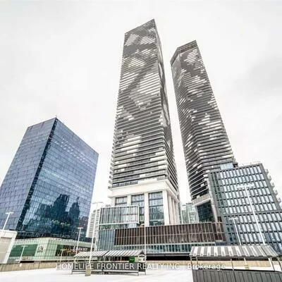 138, Downes, Waterfront Communities C8, Toronto