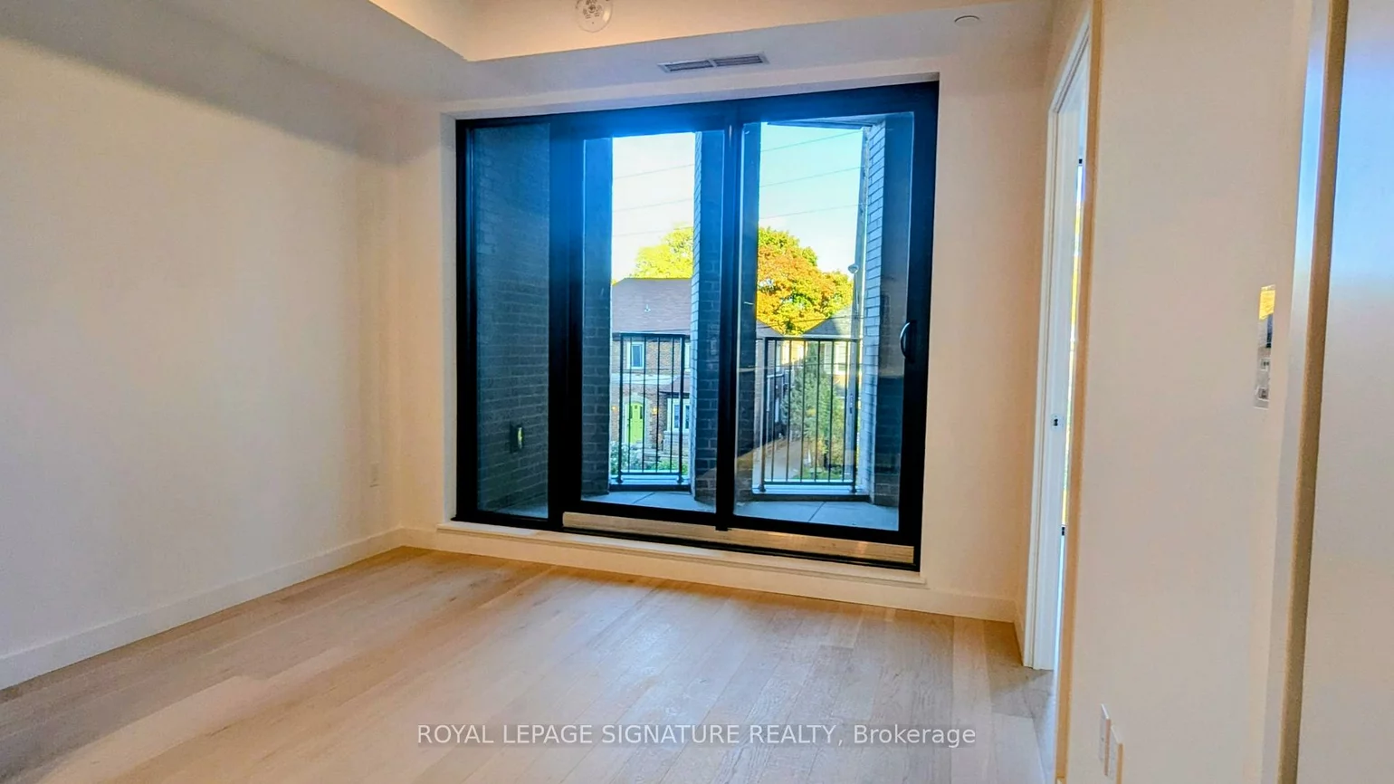 1720, Bayview, Mount Pleasant East, Toronto