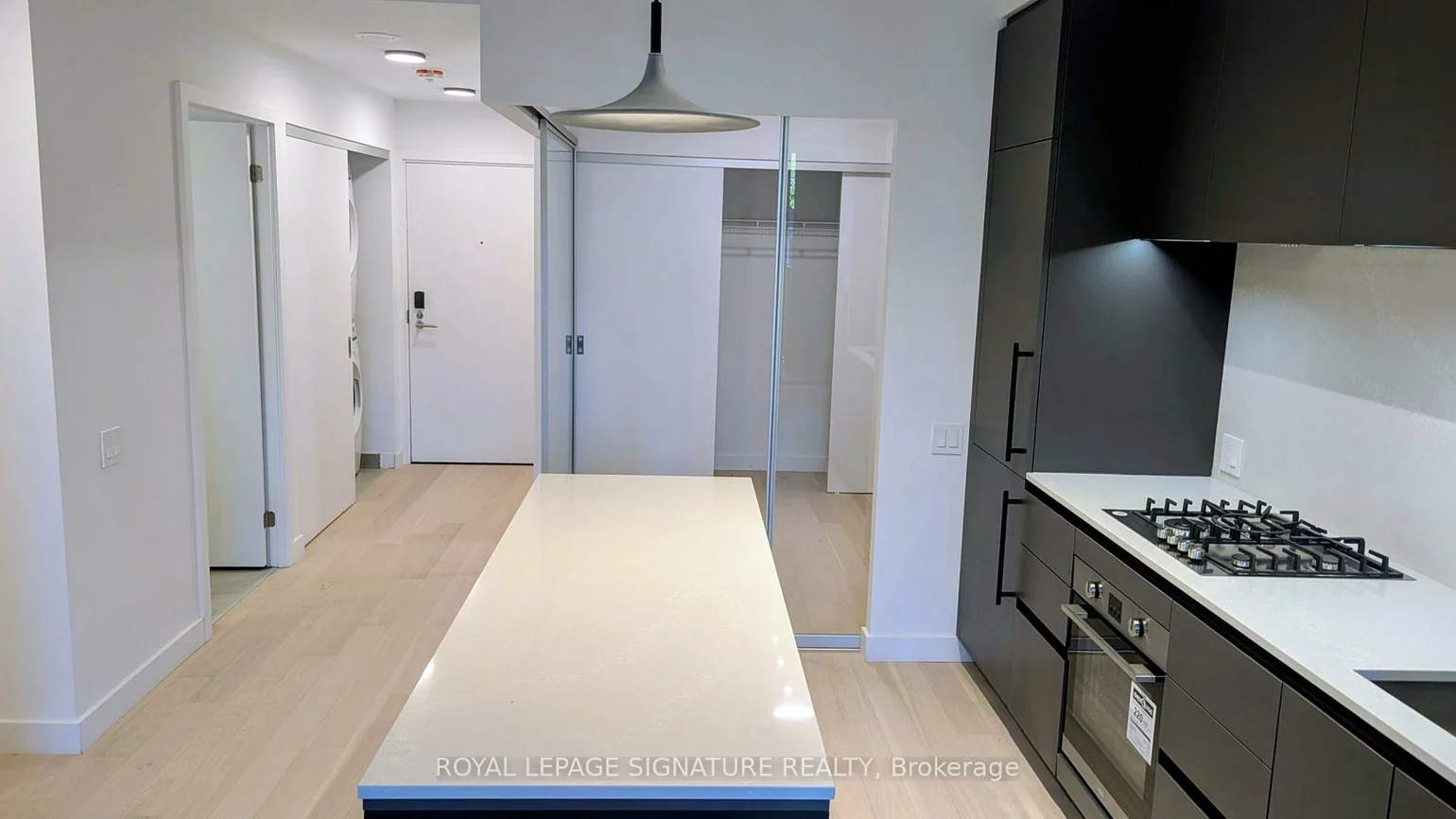 1720, Bayview, Mount Pleasant East, Toronto