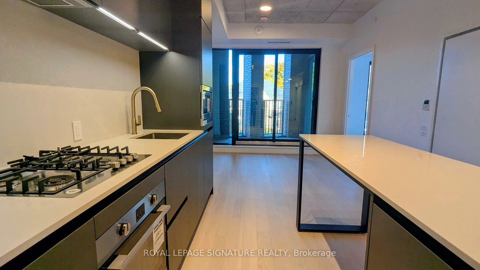 1720, Bayview, Mount Pleasant East, Toronto