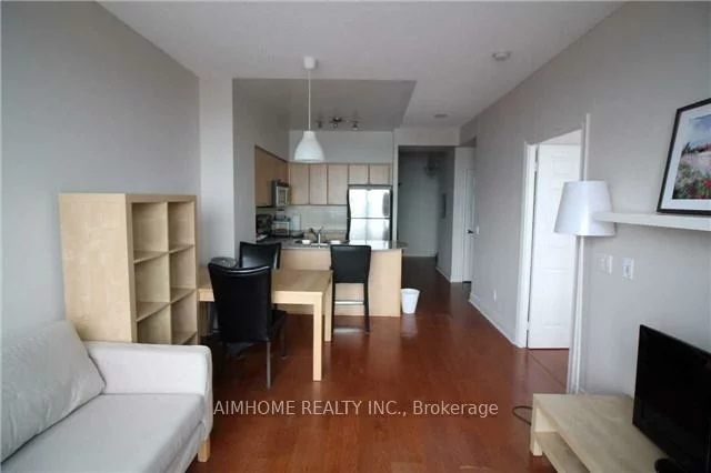 763, Bay, Bay Street Corridor, Toronto