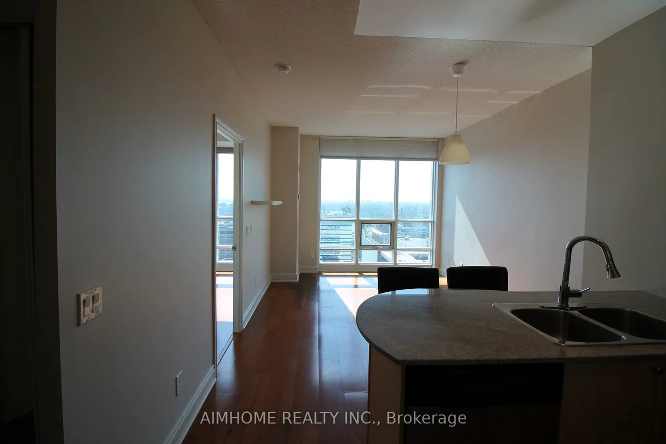 763, Bay, Bay Street Corridor, Toronto