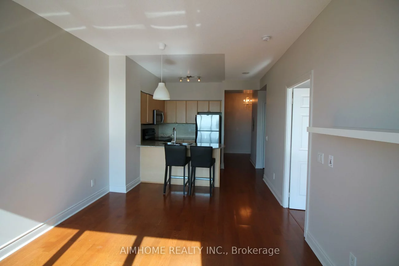 763, Bay, Bay Street Corridor, Toronto