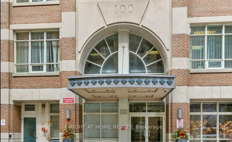 100, Hayden, Church-Yonge Corridor, Toronto