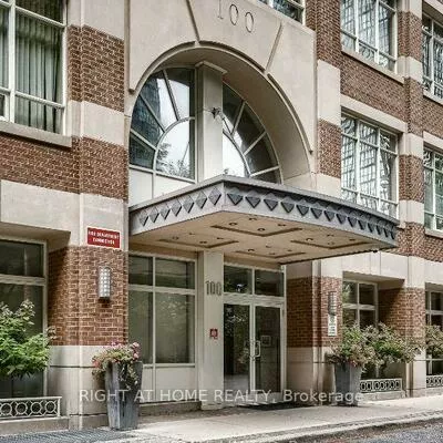 100, Hayden, Church-Yonge Corridor, Toronto