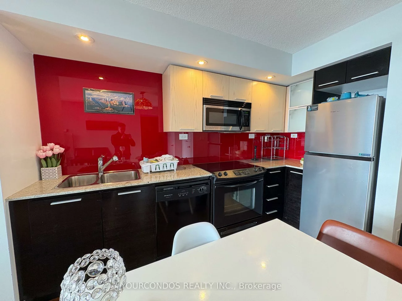 25, Capreol, Waterfront Communities C1, Toronto