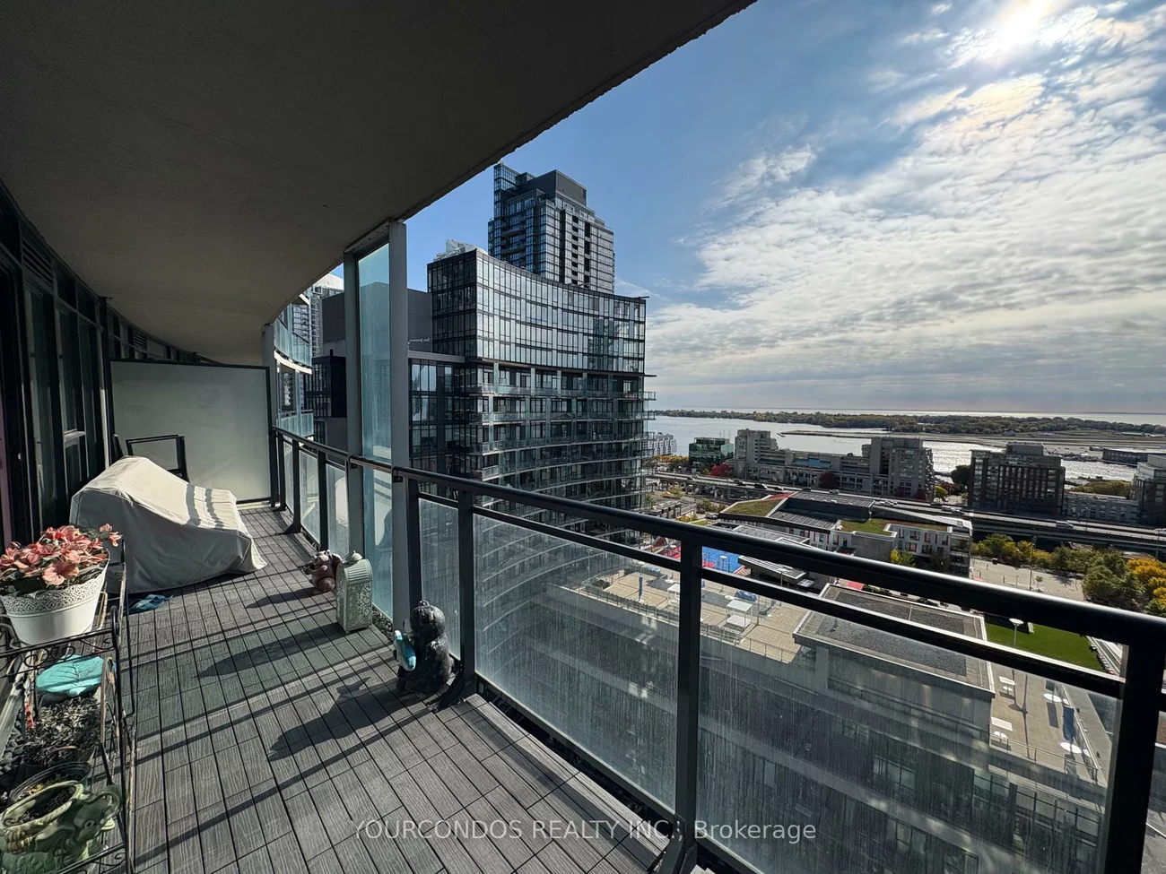 25, Capreol, Waterfront Communities C1, Toronto