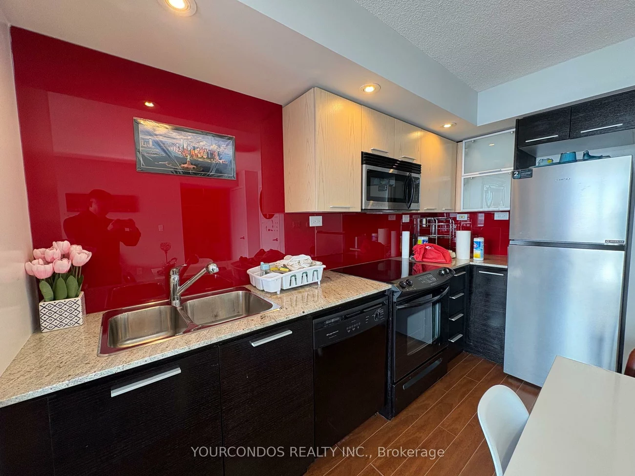 25, Capreol, Waterfront Communities C1, Toronto