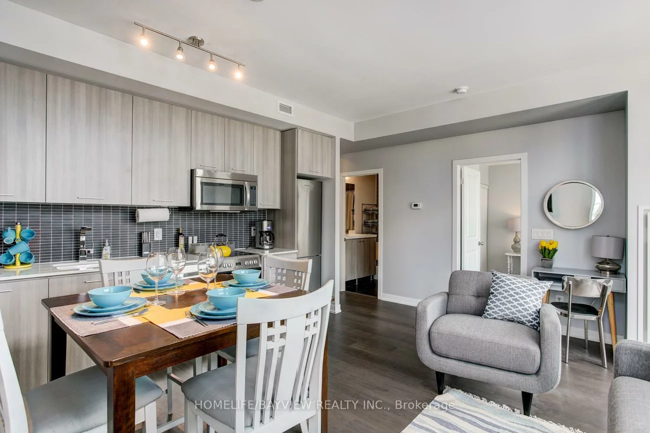 105, George, Moss Park, Toronto