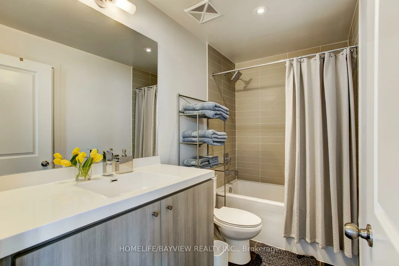 105, George, Moss Park, Toronto