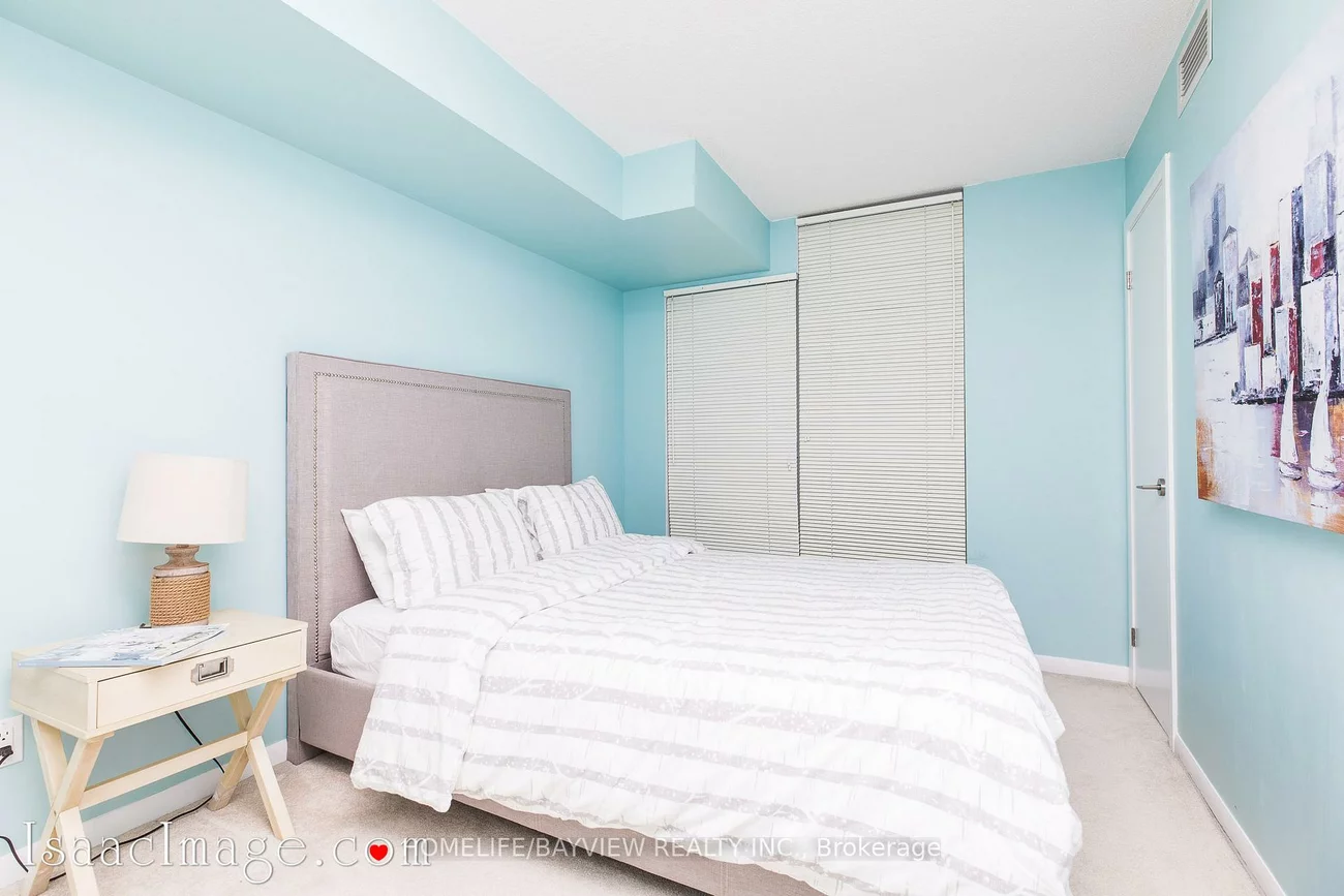 105, George, Moss Park, Toronto