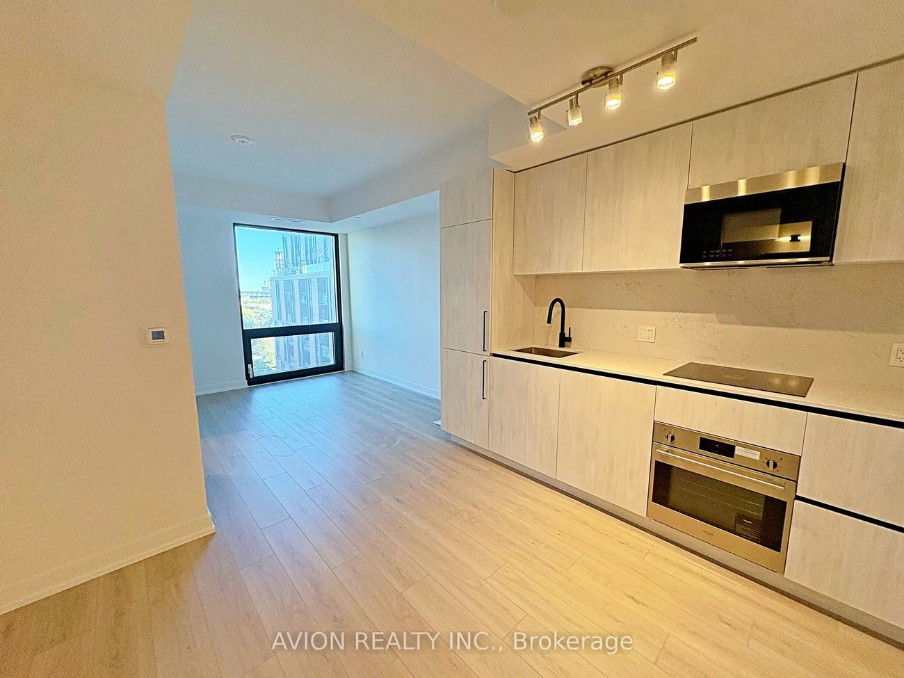 35, Parliament, Waterfront Communities C8, Toronto