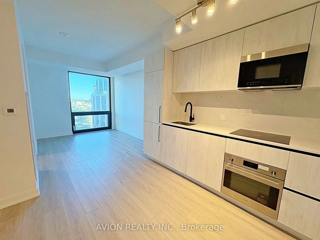 35, Parliament, Waterfront Communities C8, Toronto