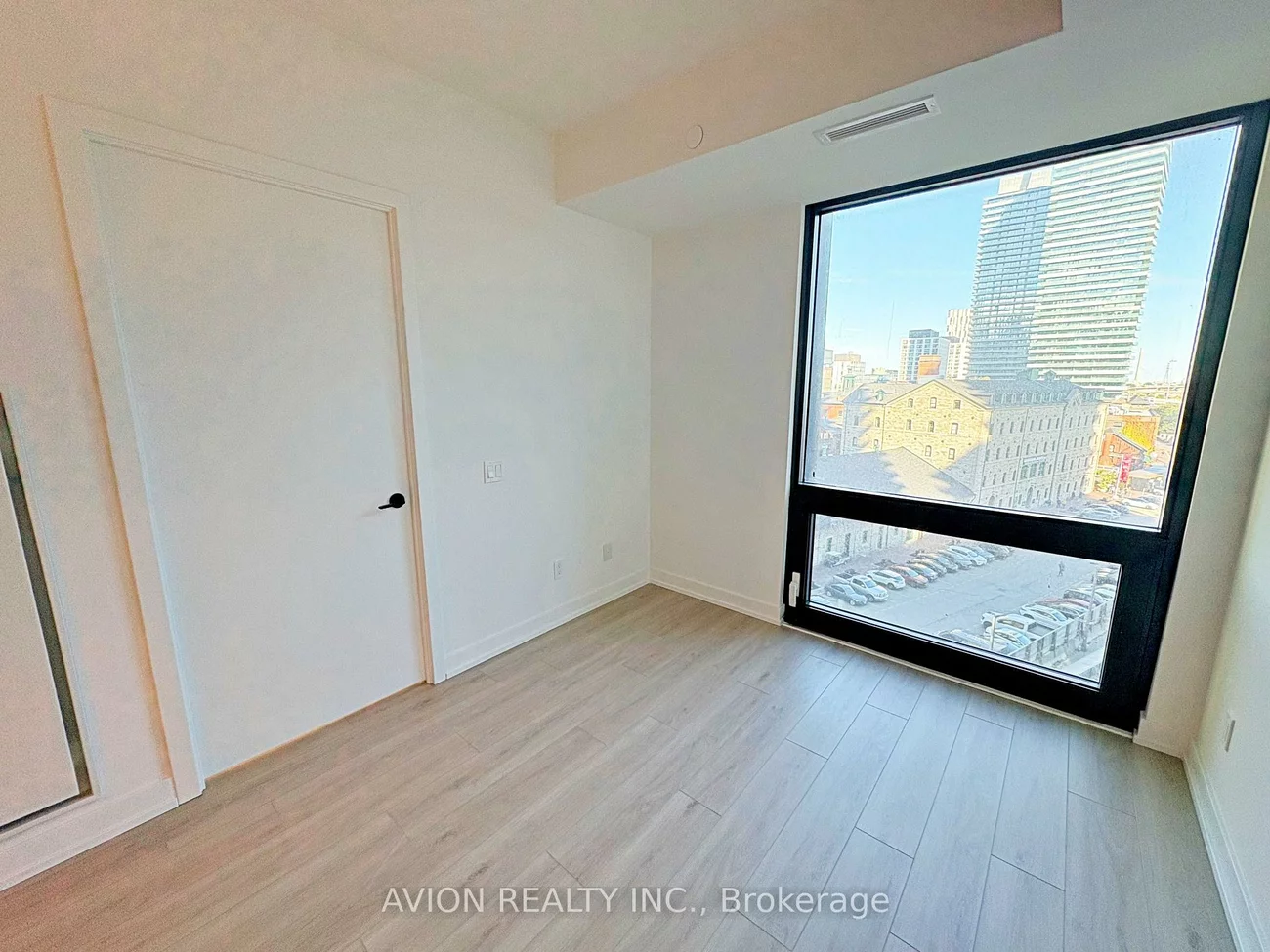 35, Parliament, Waterfront Communities C8, Toronto