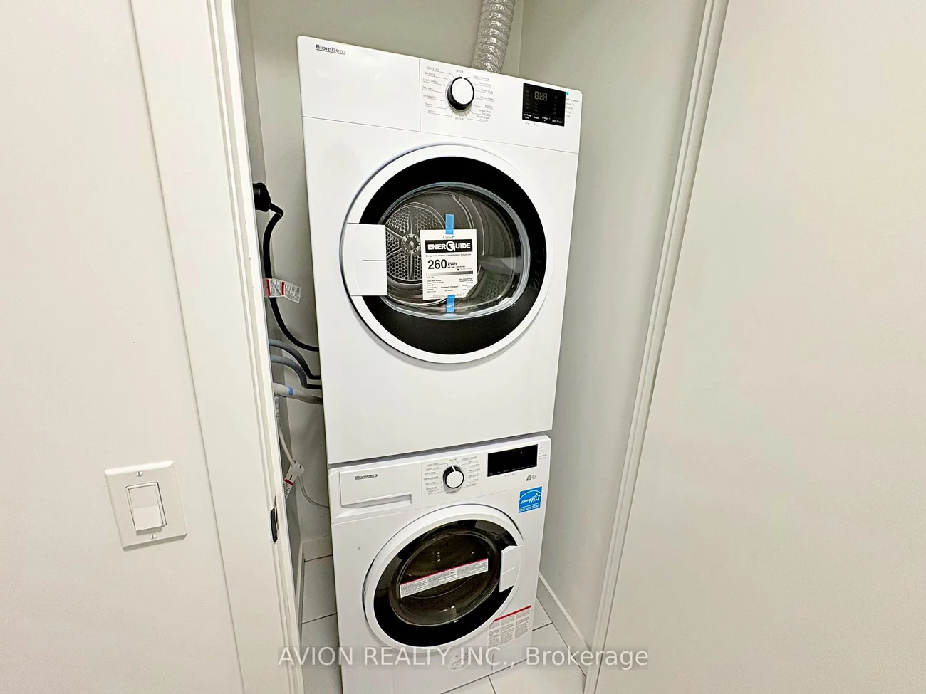 35, Parliament, Waterfront Communities C8, Toronto