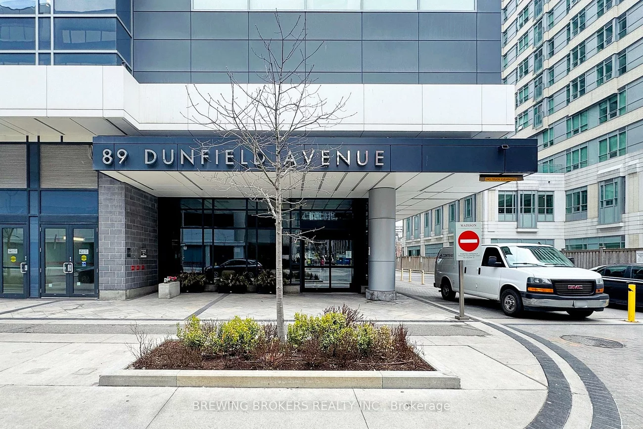 89, Dunfield, Mount Pleasant East, Toronto