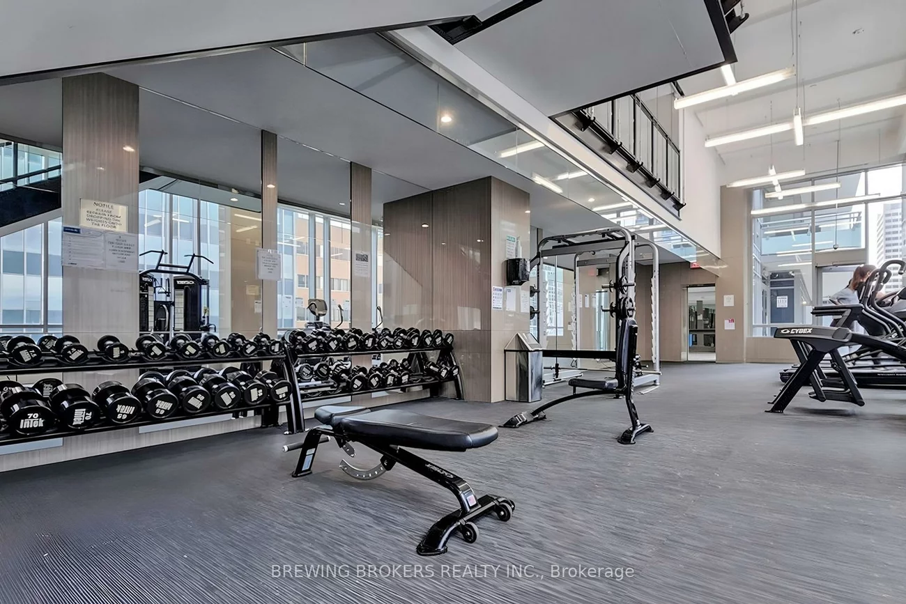 89, Dunfield, Mount Pleasant East, Toronto