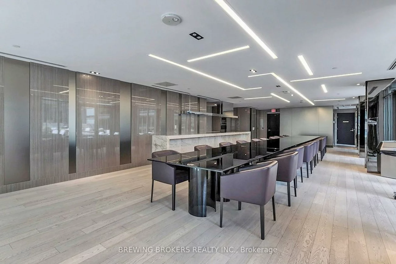 89, Dunfield, Mount Pleasant East, Toronto